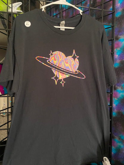 XL Planet Love tshirt RTS